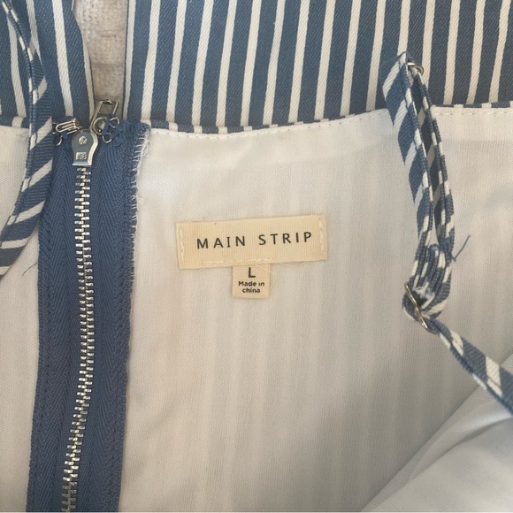Main Strip blue and white striped cropped jumpsuit size Large - Picture 2 of 7